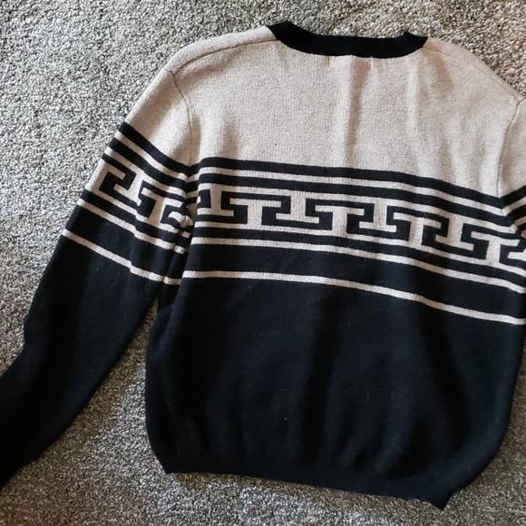 SWEATER - Picture 3 of 3